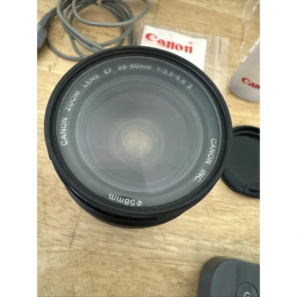 Canon EOS 20D 18-55,  EF 28-80mm F/3.5-5.6 Digital SLR Camera With Bag & Extras